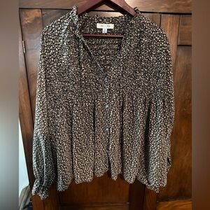 She + Sky White Black Blouse